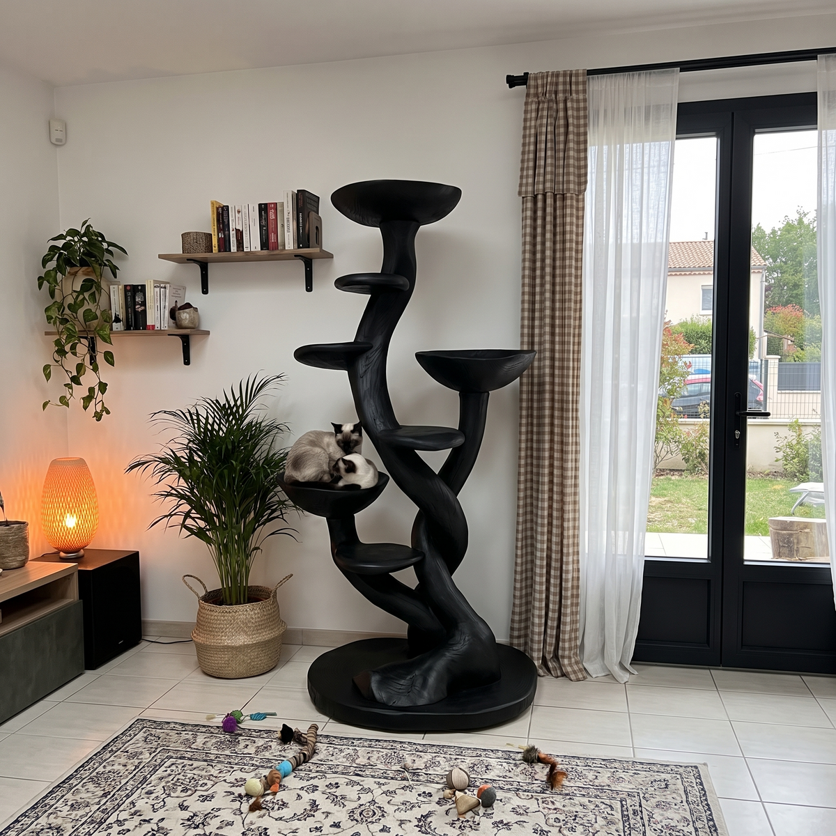 Arbre à chat sculptural organique avec plateformes multiniveaux pour chats d'intérieur SINLHATT018